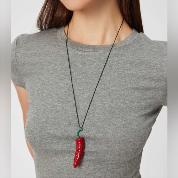 NWOT Zara Chili Pepper Pendant Necklace - Picture 6 of 12